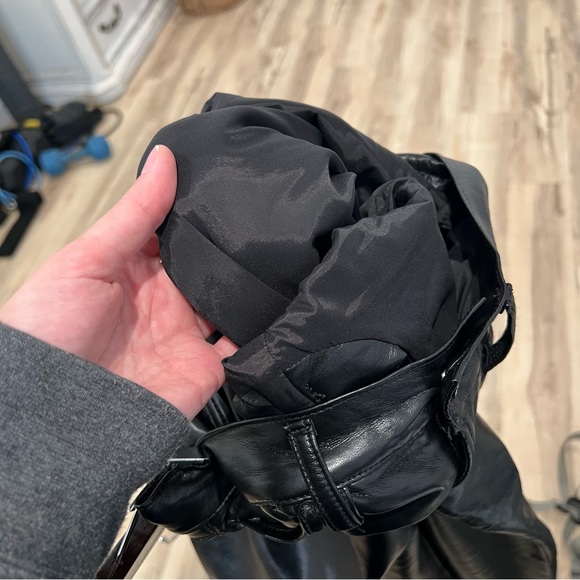 Agolde Recycled Leather Fitted 90's Jeans in Detox - Picture 7 of 8